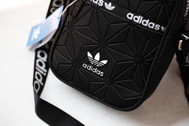 TÚI ĐEO CHÉO ADIDAS MINI