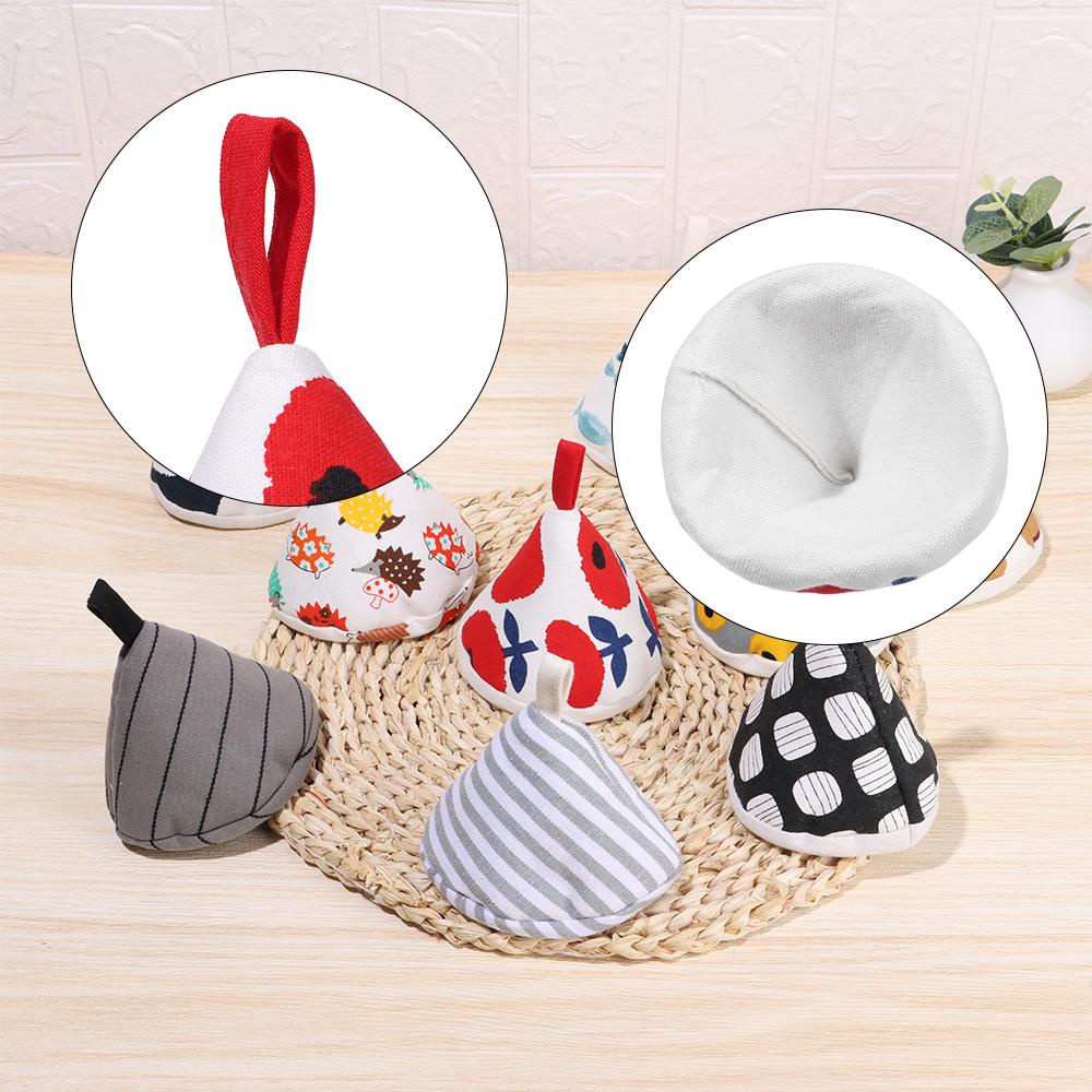 Vỏ Bọc Tay Cầm Nồi Cách Nhiệt Hình Tam Giác Bằng Sắt 1