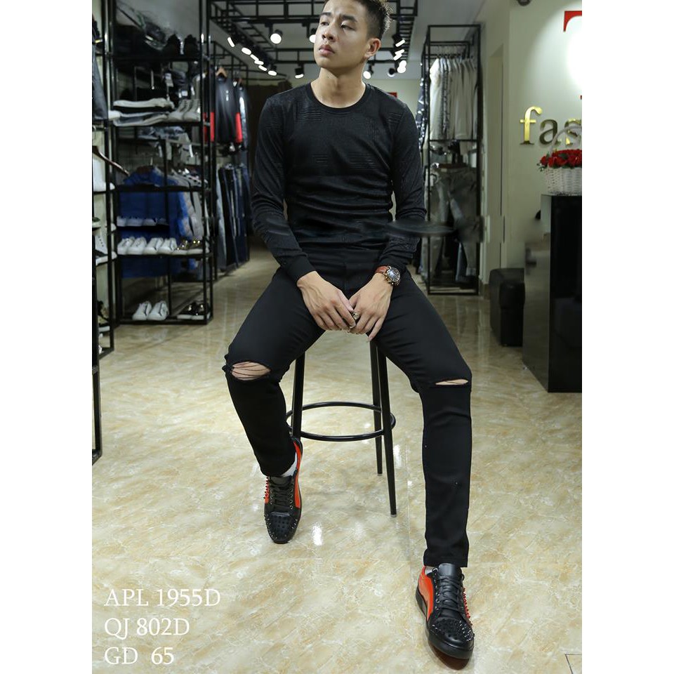 Quần Bò Rách Gối 2STOREGLE Dáng Body Slim Fit Chất Co Giãn Nhẹ Hàn Quốc