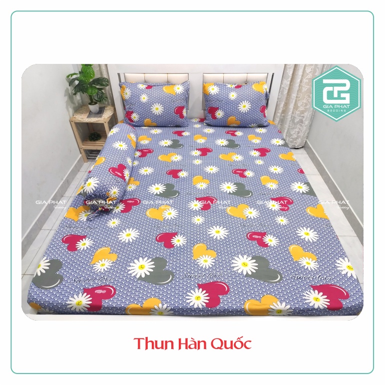 Bộ ga gối Thun Lạnh Hàn Quốc 4 món họa tiết Trái Tim ( 1 ga bọc + 2 vỏ gối nằm + 1 vỏ gối ôm )
