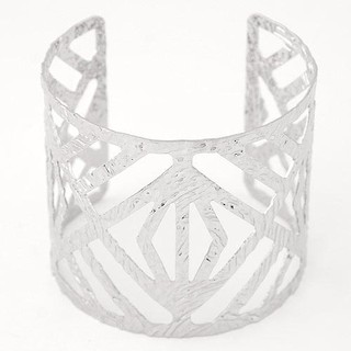 Vòng tay kiềng cuff đối xứng - tatiana - vh2179