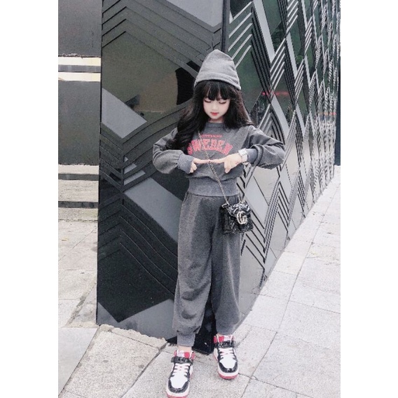 Bộ  3ct  bé  gái