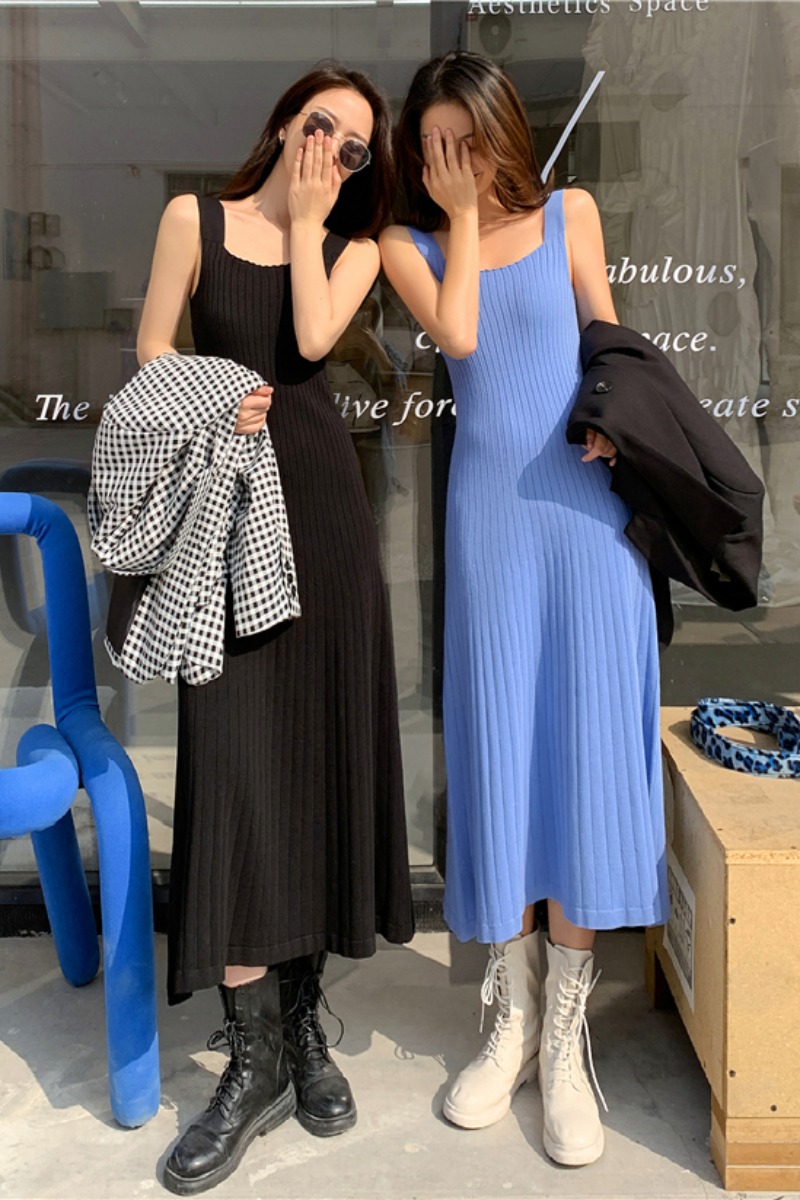 【Ready Stock】 Mikiko Women's Fashion ~ 2021 New version of Korea Temperament Collar Slim Thin Knitting Dress Vest Dress Female Dress Dress Female Dress Female Long Dress Skirt Sexy Retro Leopard Skirt Mini Korean Maxi Fashion Skirt