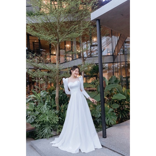 Váy cưới đi bàn cô dâu tay dài