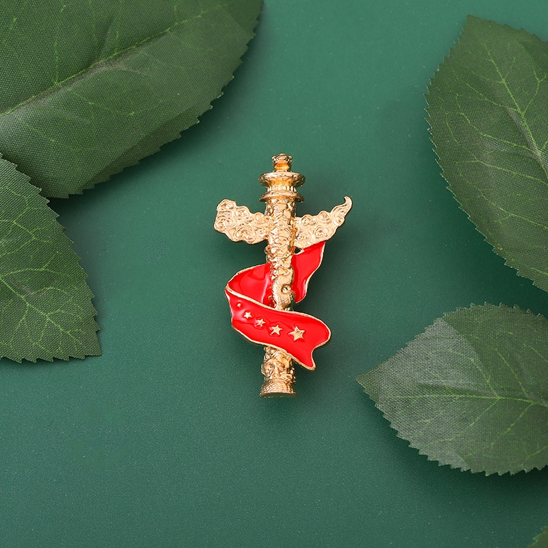 Ghim Cài Áo Kim Loại Hình Ngôi Sao Năm Cánh Màu Đỏ Phong Cách Trung Hoa Phù Hợp Làm Quà Cho Bạn Bè