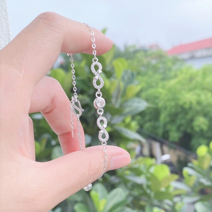 Lắc tay nữ bạc ta mặt vô cực gắn đá - Trang sức bạc Evasilver