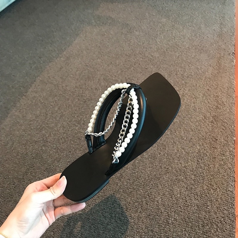 ✨💕Dép quai kẹp thiết kế kèm xích phụ kiện