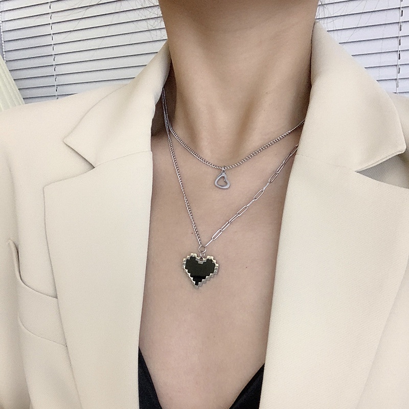 Vòng cổ đôi mặt trái tim khảm đá