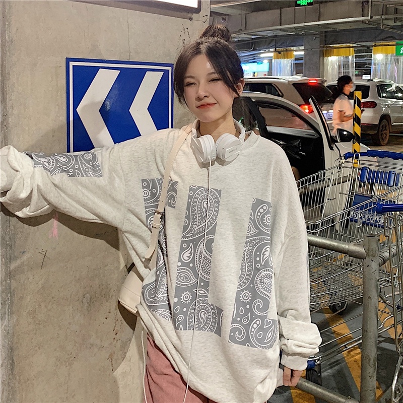 Áo thun tay dài cổ tròn dáng rộng thời trang Hàn Quốc 3 màu lựa chọn | BigBuy360 - bigbuy360.vn