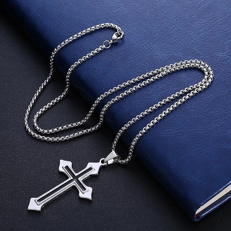 Vòng cổ Bằng Thép Titanium Mặt Thánh Giá Màu Bạc Phong Cách Đường Phố Thời Trang