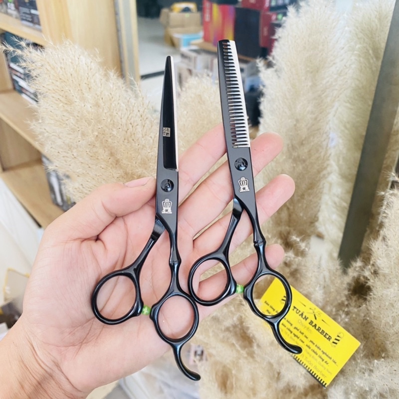 Kéo vương miện đen cực bén chuẩn