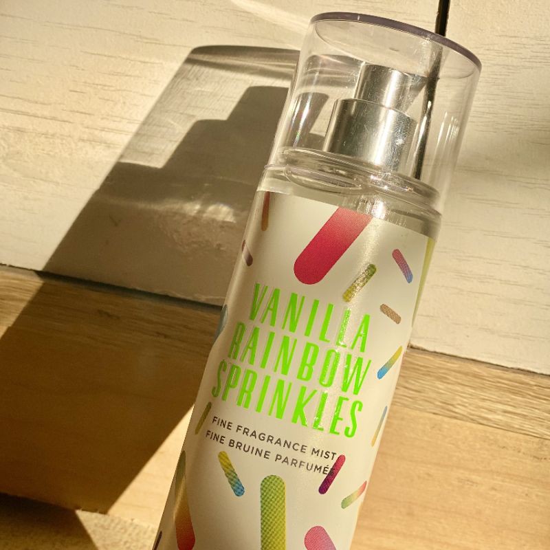 BODY MIST Xịt thơm toàn thân VANILLA RAINBOW SPRINKLES BBW