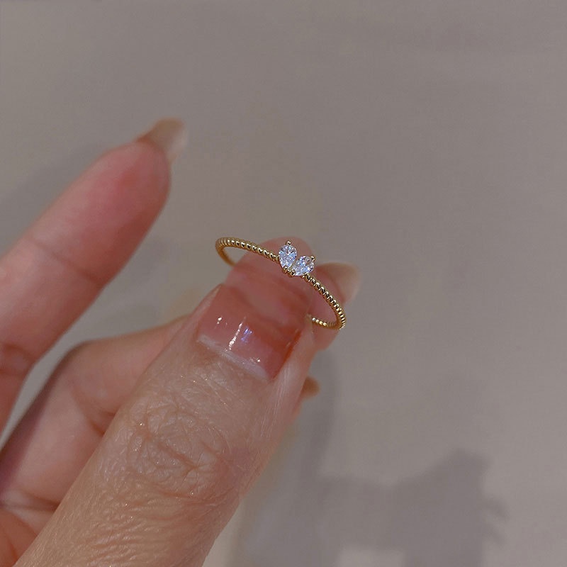 Nhẫn Đính Đá Zircon Hình Trái Tim Dễ Thương Sang Trọng Cho Nữ