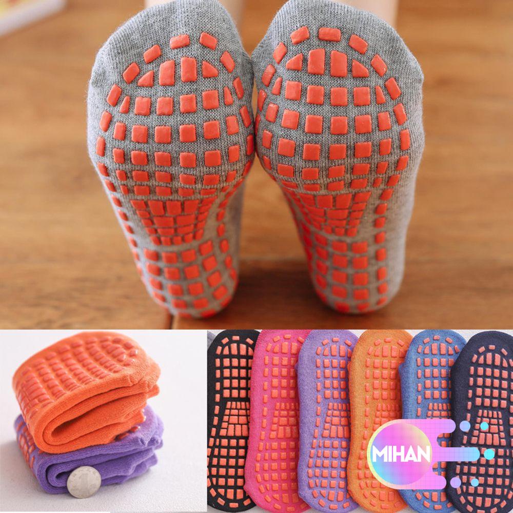 Vớ Cao Su Cotton Chống Trượt Thoáng Khí Giữ Ấm Nhiều Màu Sắc Cho Bé MIHAN1