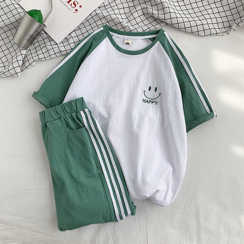 Bộ Thể Thao Nam Nữ - APT  Unisex  - Bộ Thể Thao Mặc Nhà Kiểu Dáng Unisex Chất Liệu Vải Cotton Thêu Hình Mặt Cười