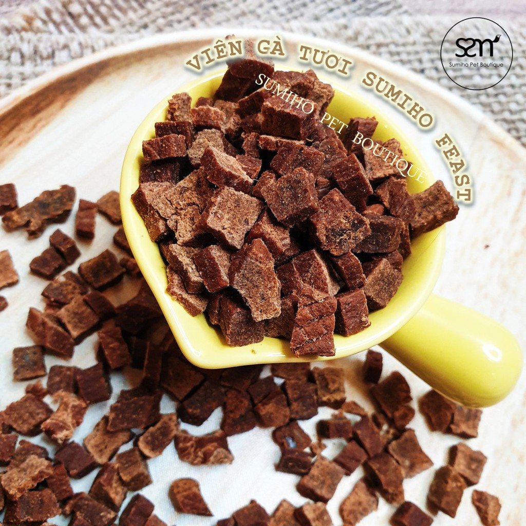 Bánh thưởng cho chó Sumiho Feast (Viên bò/gà sấy khô) 100gr/túi