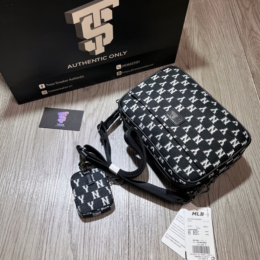 [CHÍNH HÃNG] Túi đeo chéo MLB MONOGRAM NEW YORK YANKEES BLACK FULL TAG CHECK HIDDEN TAG