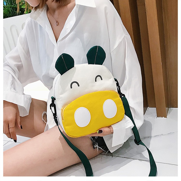 Túi đeo chéo vai heo mắt hí thời trang đáng yêu siêu bền D1 Shalla