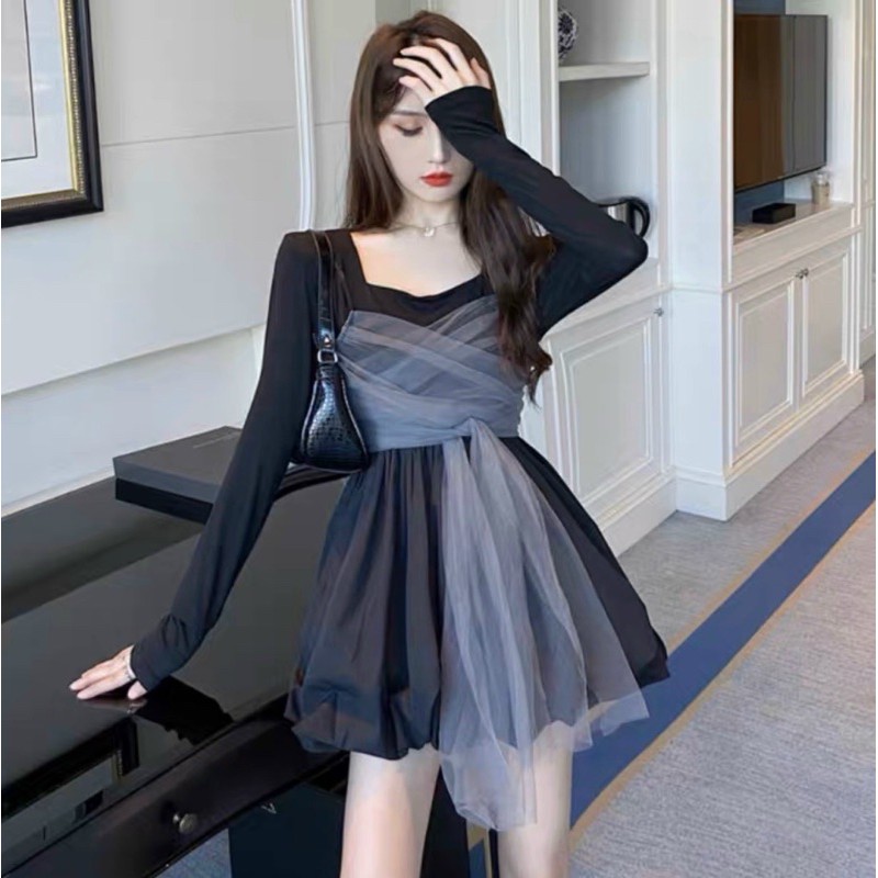 ĐẦM ĐEN XOÈ BỒNG CỔ VUÔNG PHỐI LƯỚI CHÉO | BigBuy360 - bigbuy360.vn