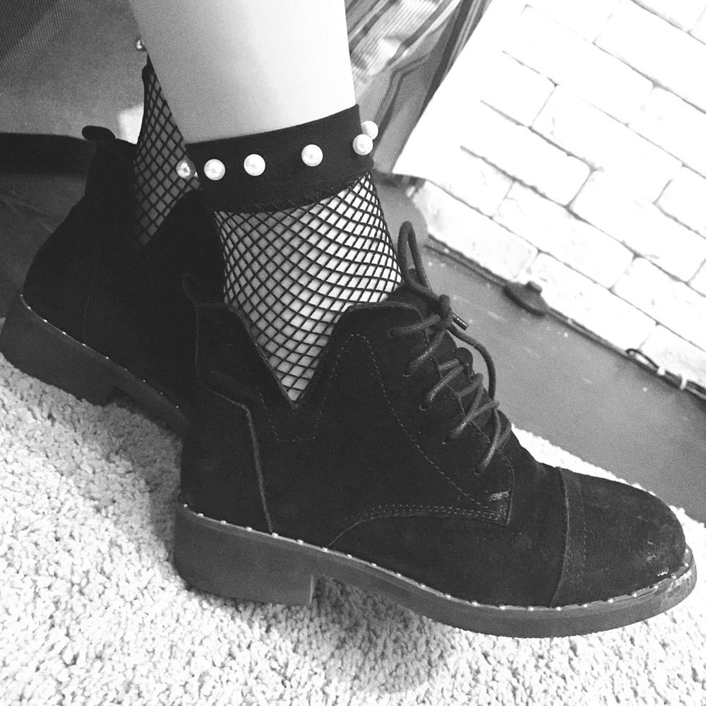 OCEANMAP Summer Short Socks Breathable Fashion Women Ruffle Fishnet Ankle High Socks Pearl Mesh Lace Fish Net Socks