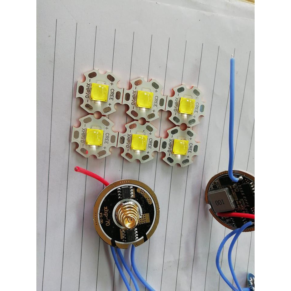 Đèn Pin  L6-CREE XHP70.2