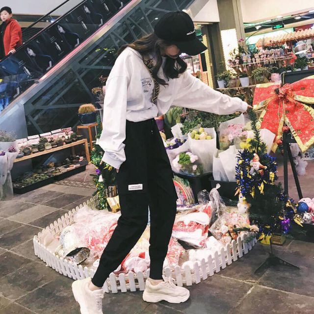 Quần jogger kaki túi hộp logo thiêu (kèm video hình thật) | BigBuy360 - bigbuy360.vn