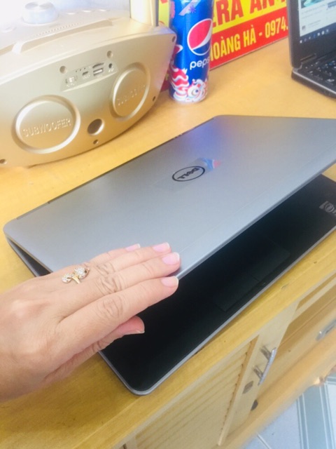Laptop dell 7440 coi 5, thế hệ 4, ram 4, ssd 128,”14 | BigBuy360 - bigbuy360.vn