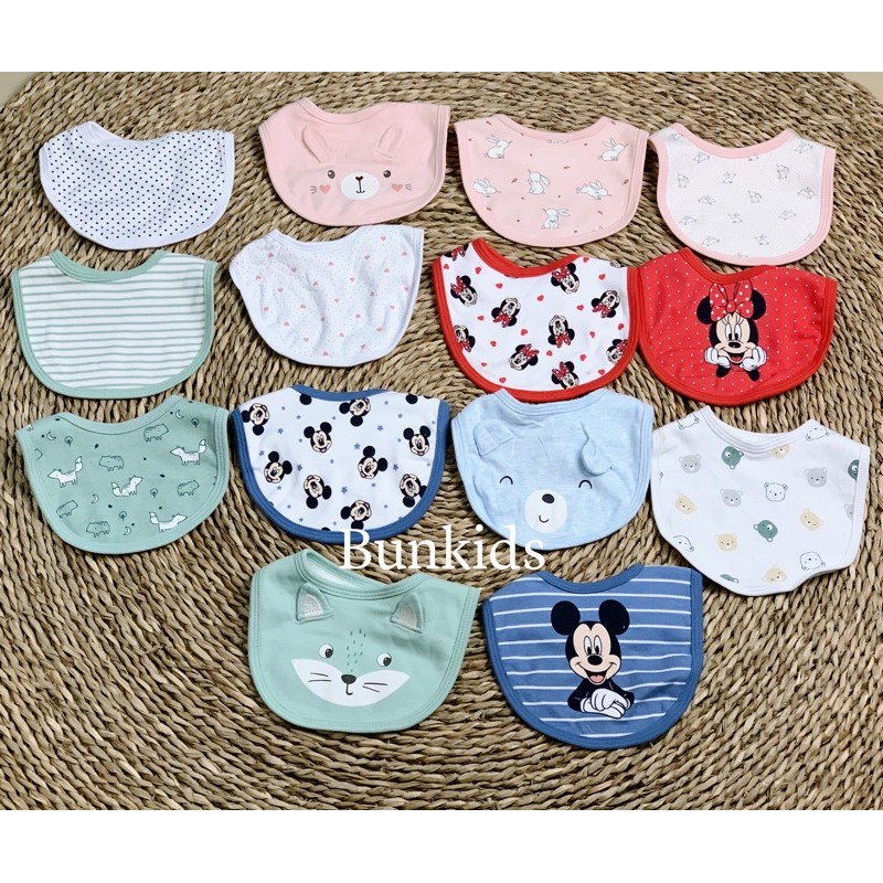 Yếm tròn Disney quai dính cotton mỏng 3M tới 24M ( màu ngẫu nhiên )