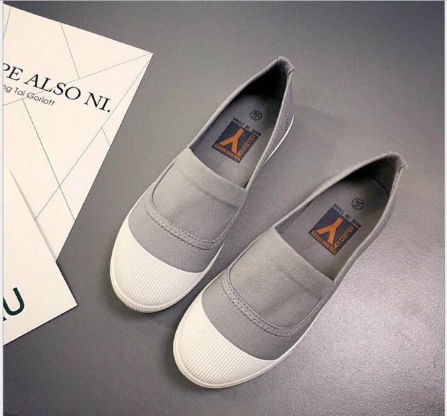 Giầy vải chữ Y | BigBuy360 - bigbuy360.vn