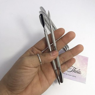 Cây đẩy da chết nail