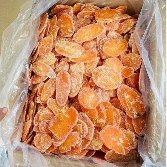 MỨT CÀ RỐT SIÊU NGON, DATE MỚI NHẤT (túi 1kg)