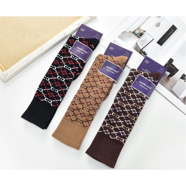 Vớ Tất GUCCI siêu cao cổ phong cách trẻ trung, dễ thương và xinh xắn