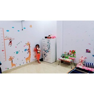 Decal dán tường Đo chiều cao khỉ đu dây