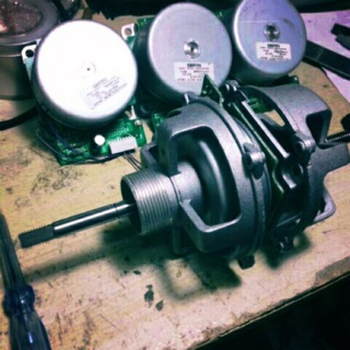 BÁN SỈ MOTOR BRULESS 12V ĐẾN 24V 72w-48W-21W-9W trục 8mm liên hệ 0977707226 Zalo Facebook