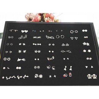 khay nhung bày nhẫn, khuyên