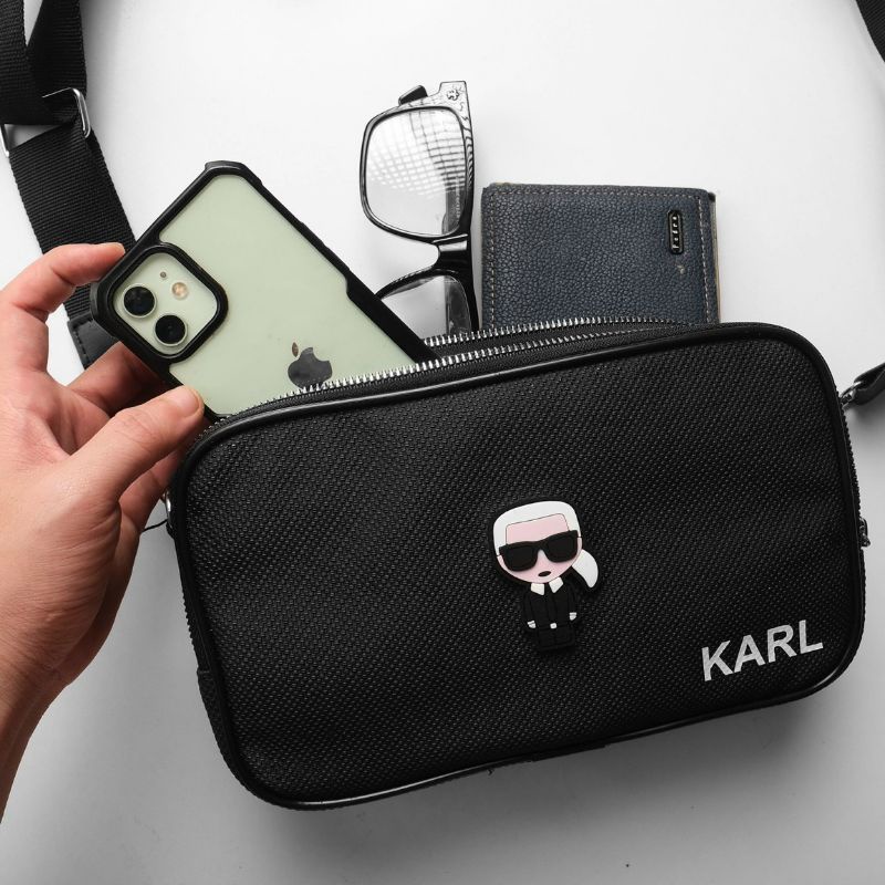 Túi đeo karl mẫu mới giản đơn