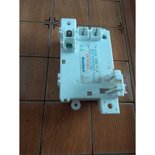 công tác cửa máy giặt toshiba