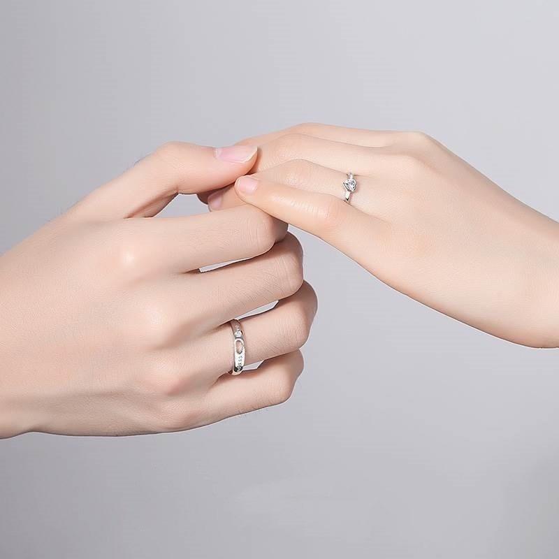 Nhẫn Cặp Hình Trái Tim Đính Đá Zircon Thời Trang Cho Cặp Đôi