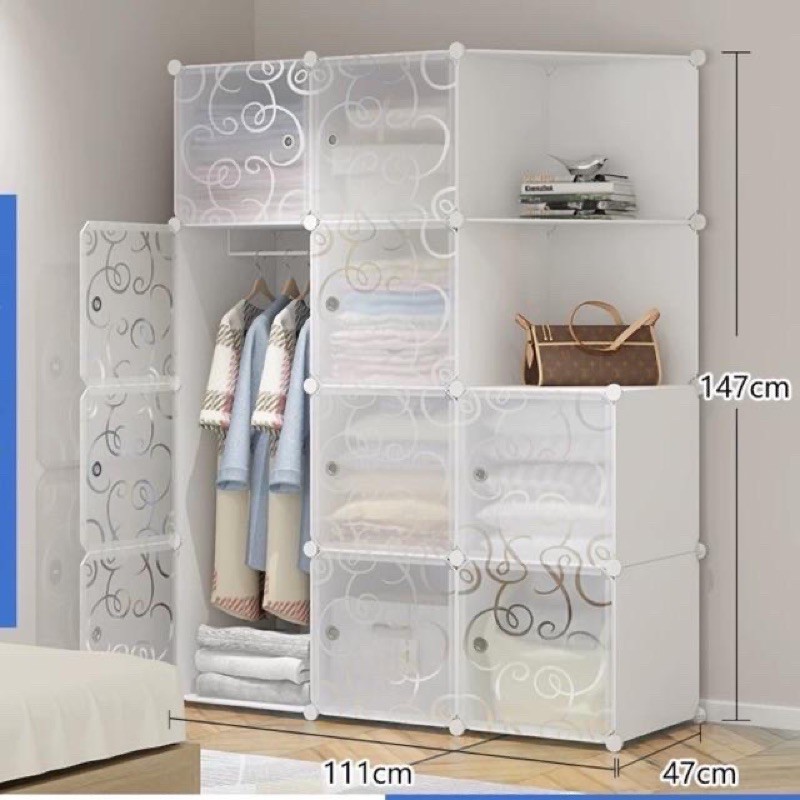 TỦ NHỰA GHÉP-  TỦ QUẦN ÁO 12 Ô ( 10 Ô TO + 2 KỆ GÓC ĐỂ ĐỒ SÂU 47cm( thân đen cửa lông vũ trắng). Tặng 2 treo đồ.