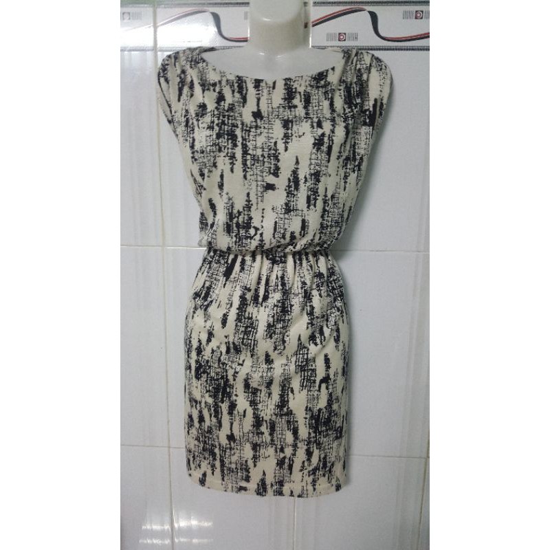 Đầm  size M thanh lý