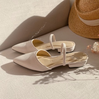 [ Rẻ vô địch] Sandal Bít Mũi Đế Thấp - YUME G0002