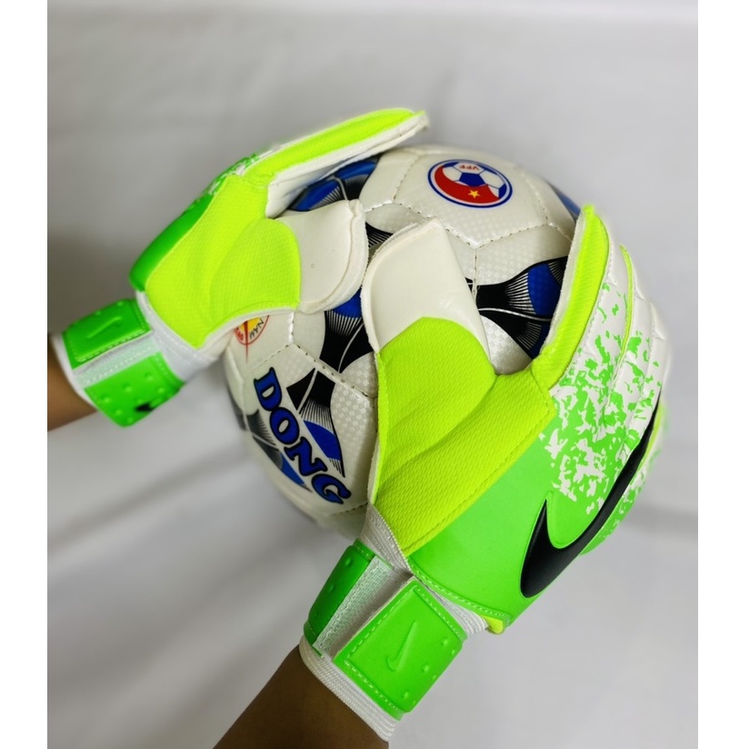 Găng Tay Thủ Môn NiK Có Xương Trợ NgónHàng Chất Lượng Cao