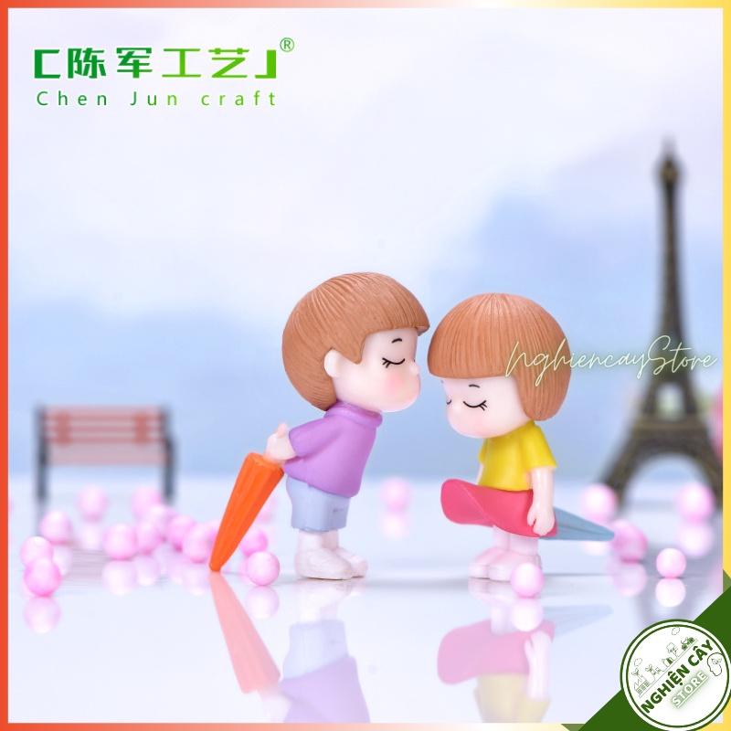 Phụ kiện Cặp đôi cầm ô trang trí tiểu cảnh, cây cảnh, sen đá