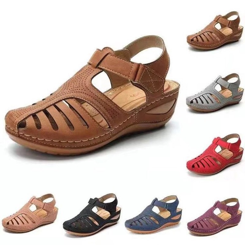 Giày sandals đế bằng kiểu retro