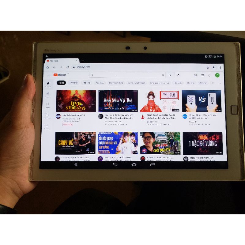 Máy tính bảng màn 2k oled Fujitsu f03 G