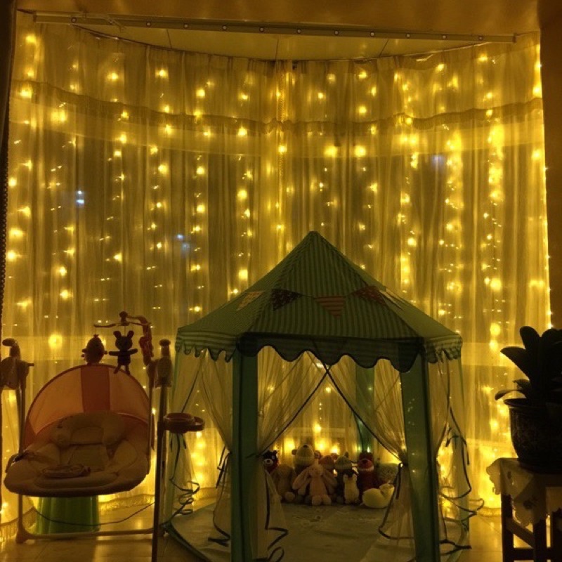 Đèn rèm trang trí/Đèn Led rèm mưa màu nắng ấm cắm điện