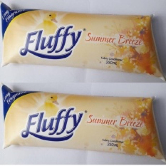 Nước xả vải cô đặc Fluffy ( 250ml) hoac Cuddly ( 300ml). 