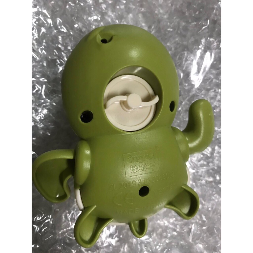 Rùa bơi vặn cót cho bé thả bồn tắm