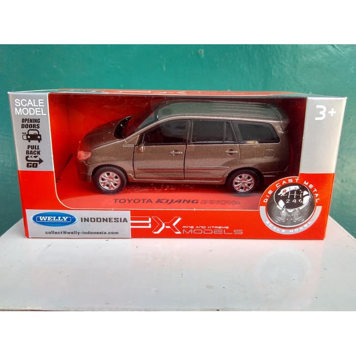 Mô Hình Xe Toyota Kijang Innova Diecast Innova