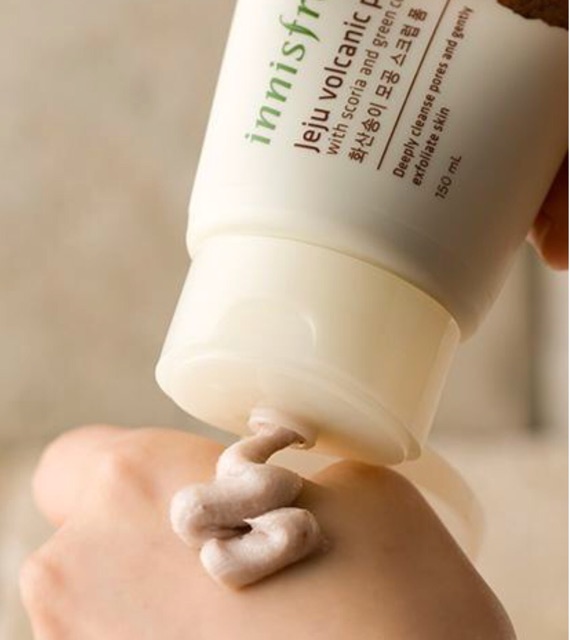 Sữa rửa mặt 150ml Innisfree Trà xanh / Tro núi lửa Chính hãng Korea